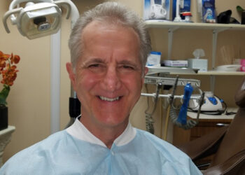 Dr. Forrest Tower Treatment Room - Dentist in Oak Lawn, Il