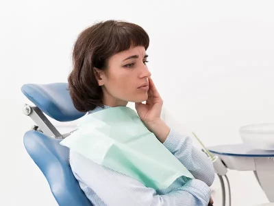 What Happens If I Ignore a Cracked Tooth? | Emergency Dentist in Oak Lawn, IL